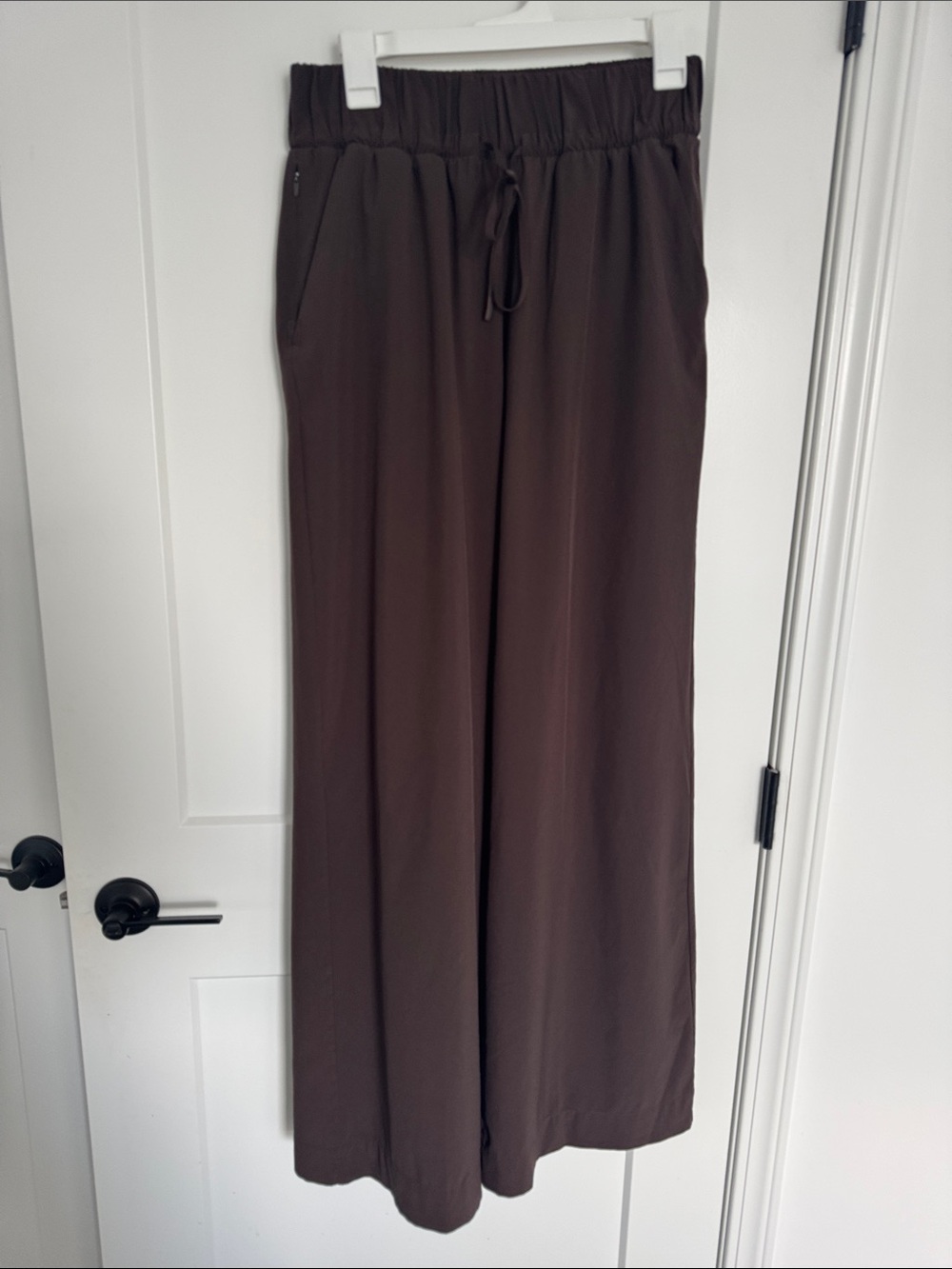 All in motion high rise, wide-leg Drawstring Pants in Dark Brown